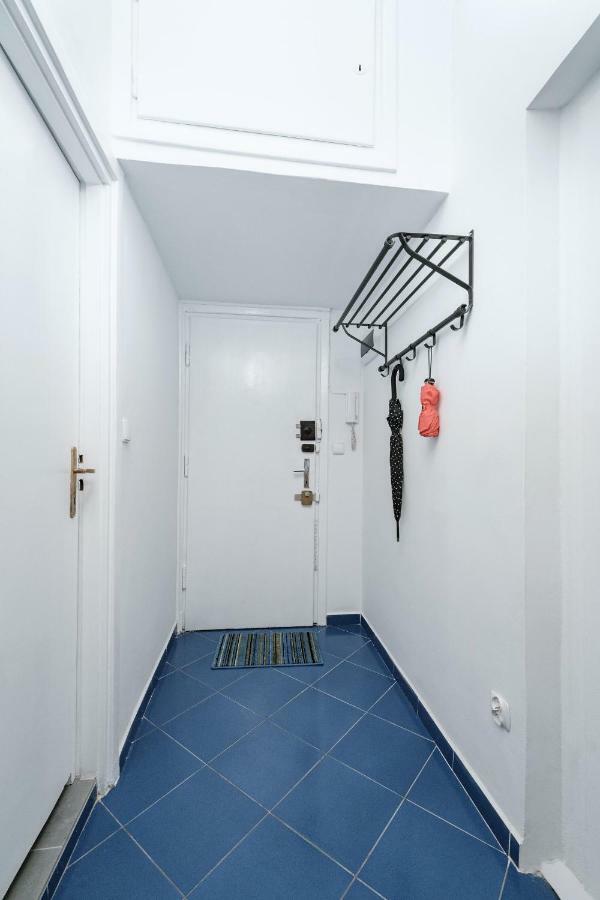 Friends Avenue Apartment Варшава Екстериор снимка