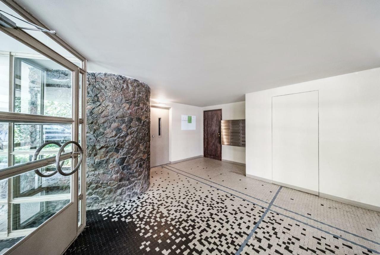 Friends Avenue Apartment Варшава Екстериор снимка